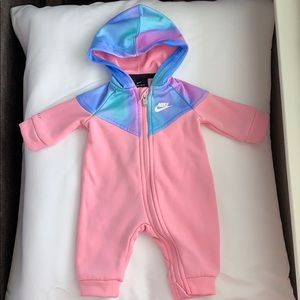 Nike unicorn therma coverall